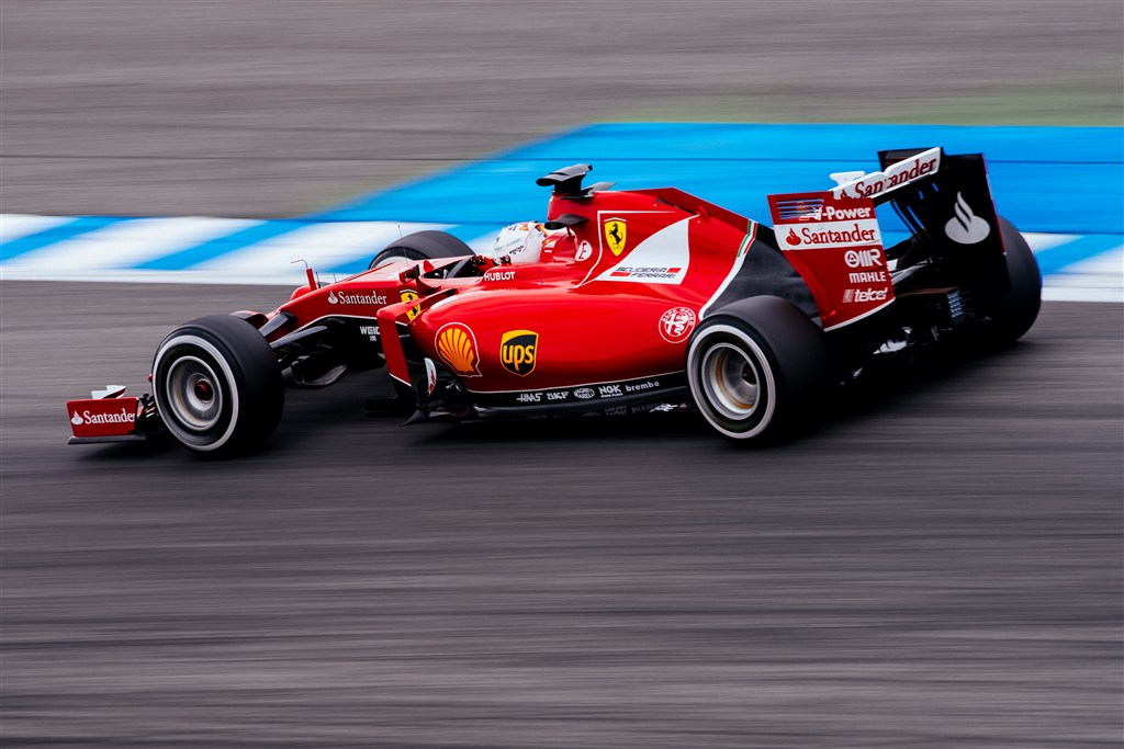 Ferrari prøver at overtage tronen
(Foto: Ferrari)